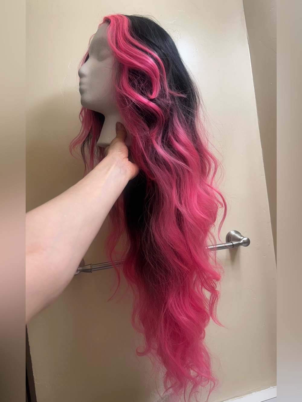 Pink Ombre Long Wavy Women’s Synthetic Wig - Picture 15 of 17